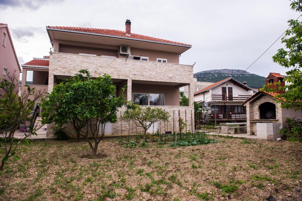 Apartment Lux Elba Kaštela Exterior foto